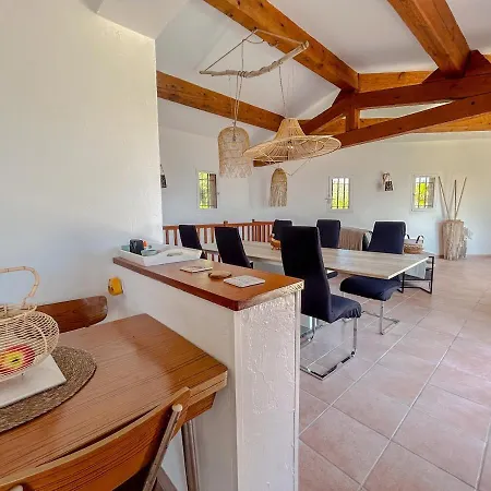 T4 Avec Vue Panoramique, Piscine Et Terrasse A Agay Saint-Raphael (Var)